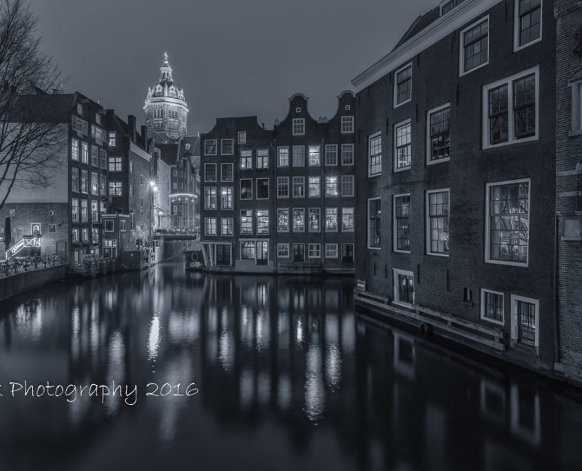 Foto's Amsterdam - Oudezijds Voorburgwal by Night | Tux Photography